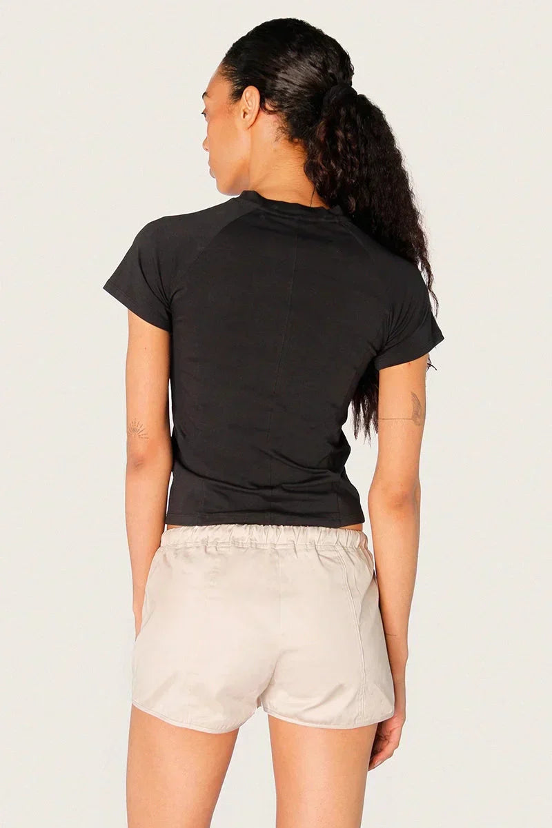 Remera Mona